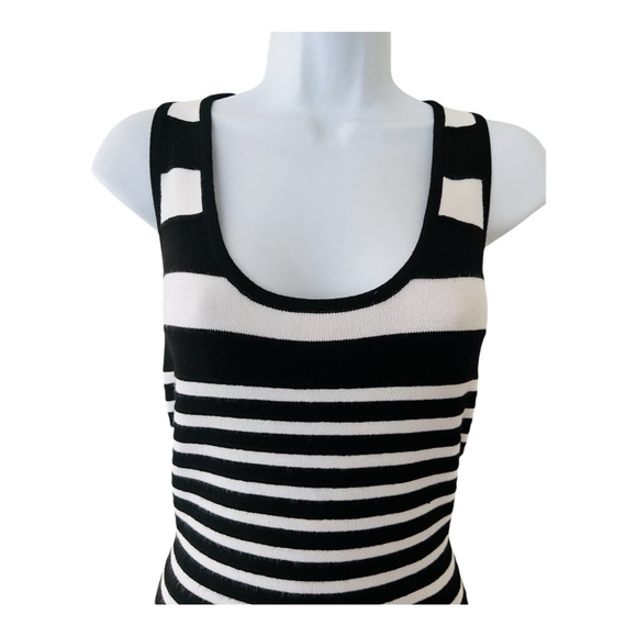 𝅺GUESS Striped black and white Sweater Tank midi Dress size L - Picture 3 of 11
